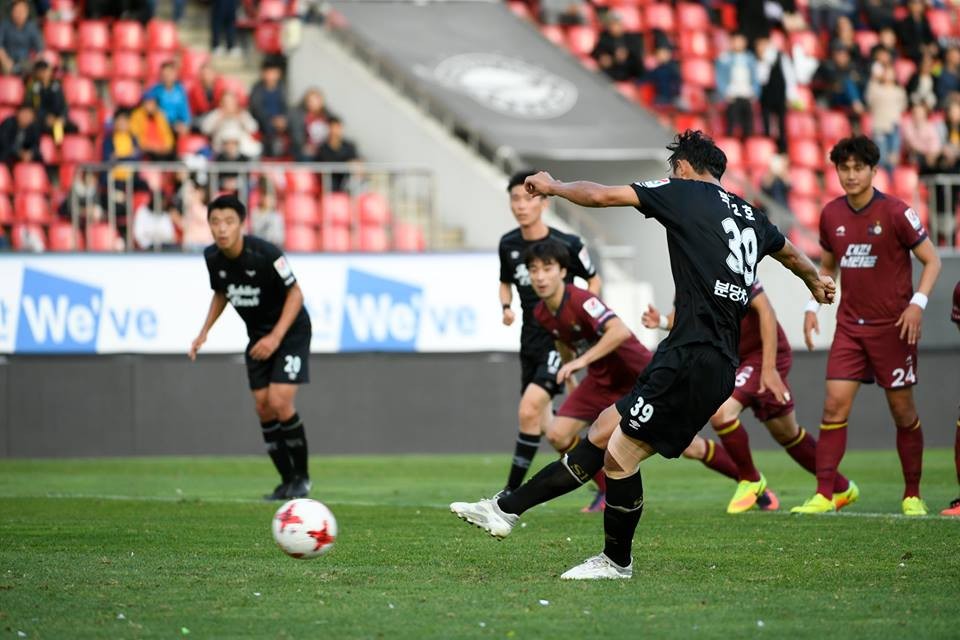 LUCKY88 Pohang Steelers vs Busan I.Park - Nhận định bóng đá 10/05/2020 - Tạo ra khác biệt